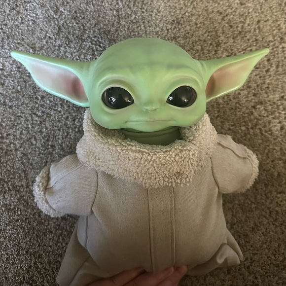 Star Wars Grogu/baby Yoda toy - Picture 3 of 5